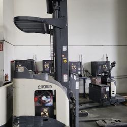 Crown Reach Truck 