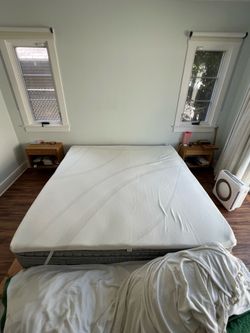 Tempurpedic Mattress Topper- NEW