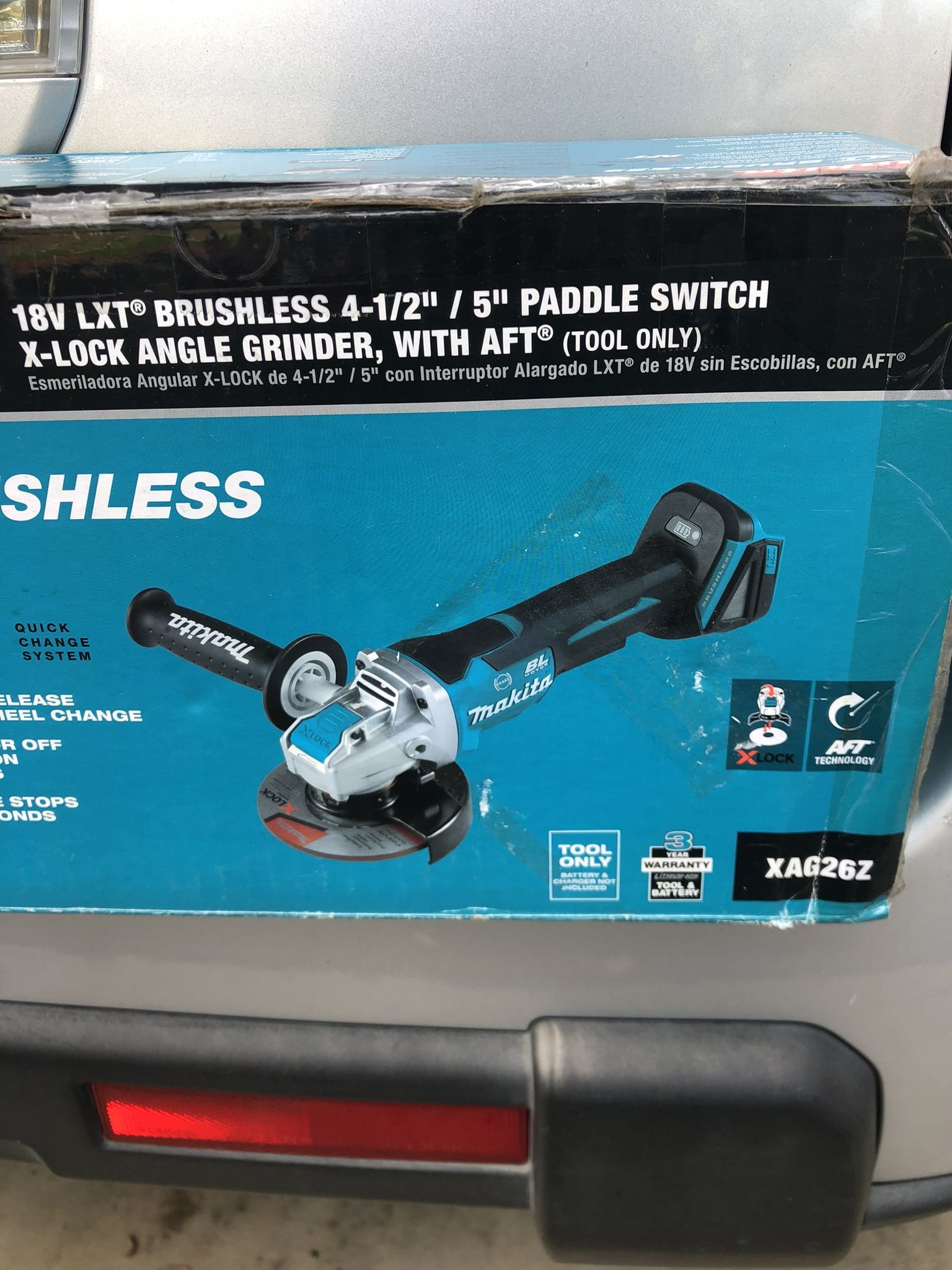 Makita 18V X-LOCK Grinder