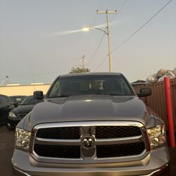 2019 RAM 1500 Classic Tradesman 4x4 Tradesman 4dr Crew Cab 5.5 ft. SB Pickup Price $17,000 Mileage 149,804