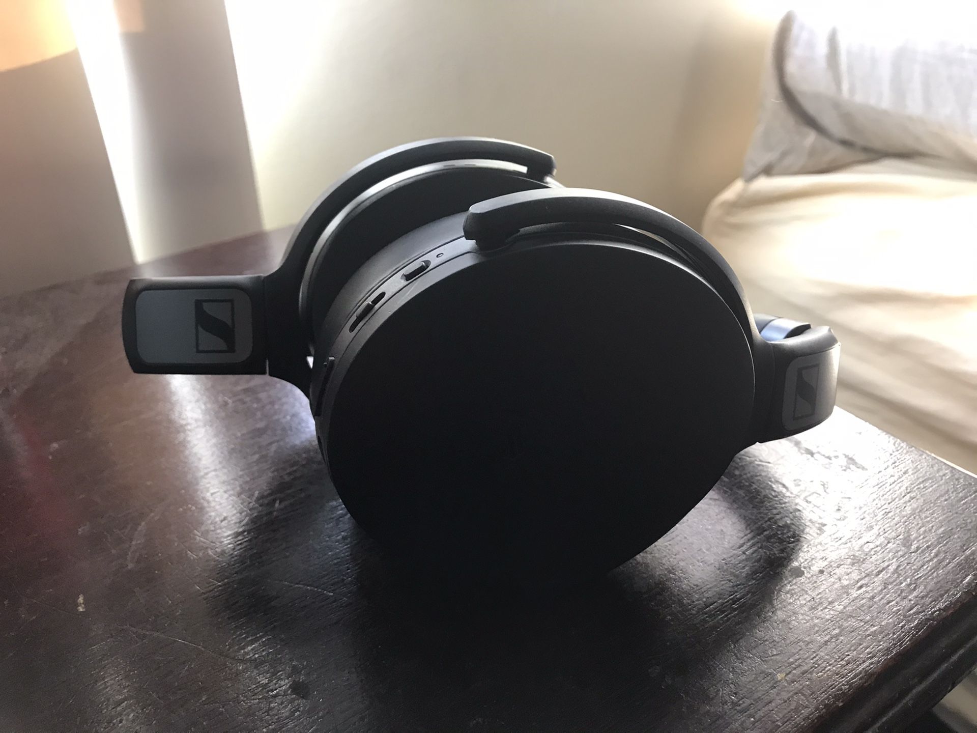 Sennheiser HD 4.40 Wireless Over Ear Headphones