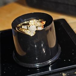 Genuine Diamond 10k Gold Ring 