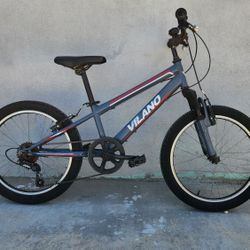 Vilano Kids Mountain Bike 6 Speed Used