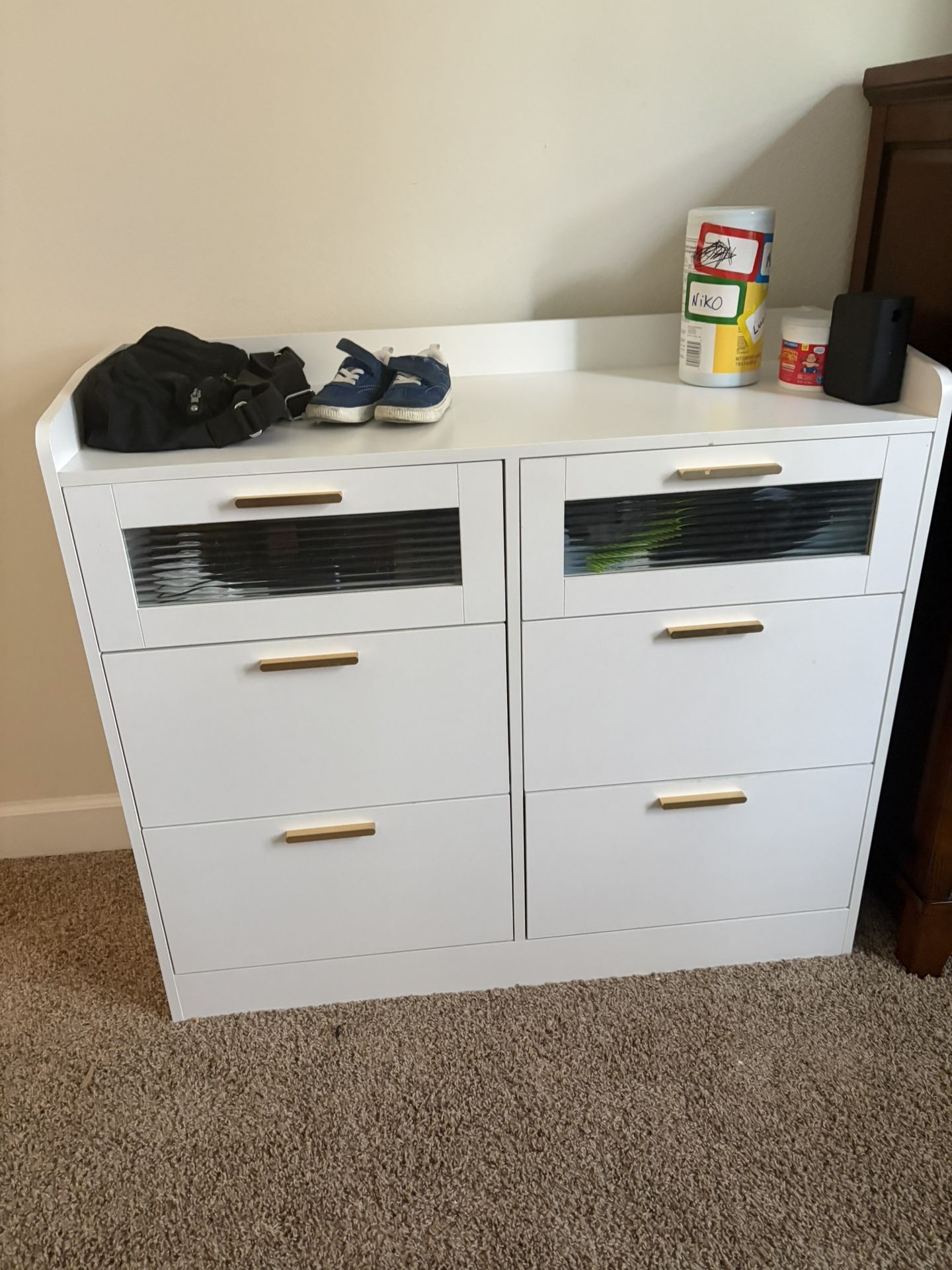 White 6 Drawer Dresser
