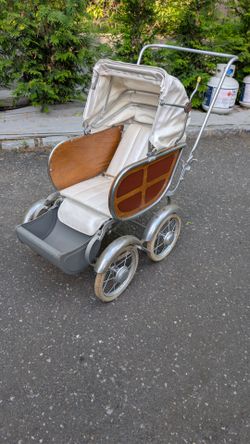 Vintage Thayer Baby Doll Buggy Model from 1950's