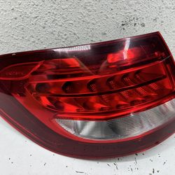 16-19 Mercedes-Benz GLC-Class Left Outer Taillight Rear Lamp (contact info removed)64 OEM