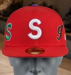 Supreme x New Era Characters S Logo Embroidered Fitted Cap Red 7 3/8 New with Tags