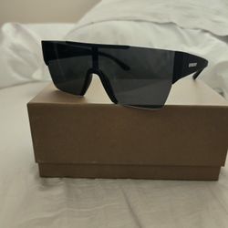 Burberry Sunglasses 
