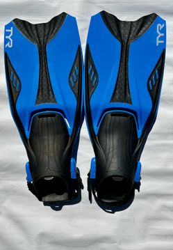 TYR Scuba Diving Water Swim Fins Blue & Black W/ Bag