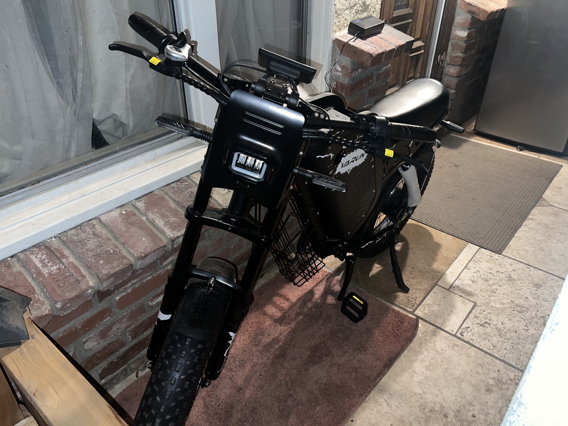 varun x-plorer raptor