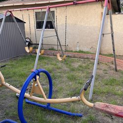 Free Swing Set  All Free
