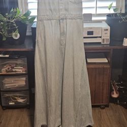 Universal Threads Denim Halter Top Dress  W Pockets