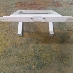 Universal window air conditioner support bracket