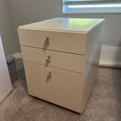 3 Drawer File Cabinet 