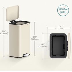 Kitchen Trash Can, 10.5 Gallon (40 L) Garbage Can, Large Step Trash Bin with Lid, Stainless Steel, Soft Close, 15 Trash Bags Included, Sand Beige ULTB