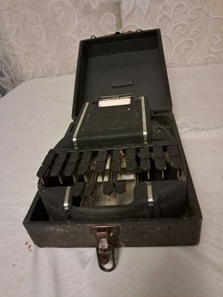 Vintage Stenograph Machine With Case By The Hedman Company Chicago USA