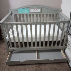 Baby Crib 