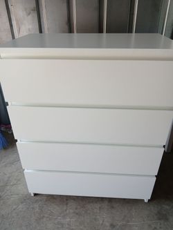 Ikea 4 drawers dresser