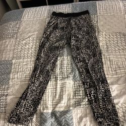 No label w pocket bottoms and print