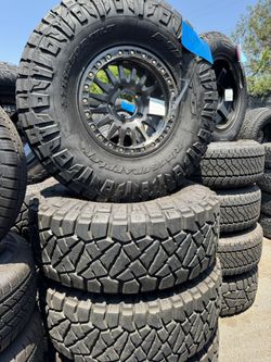 WHEELS KMC 445 17x9 BEADLOCK TUNDRA 5LUGS