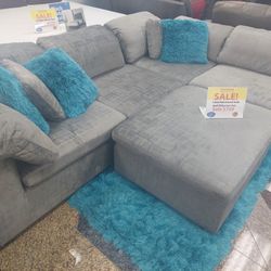 Lima Sectional Sofa W/Ottoman---$999---Wow!!---Same Day Delivery Available 