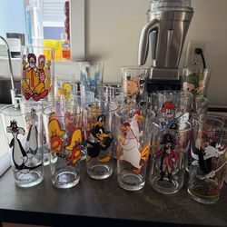 VINTAGE CARTOON GLASSES!