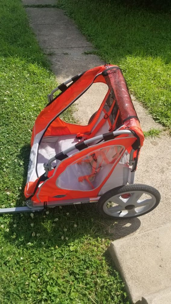 Instep bike trailer