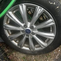 2017 Ford Escape Tires