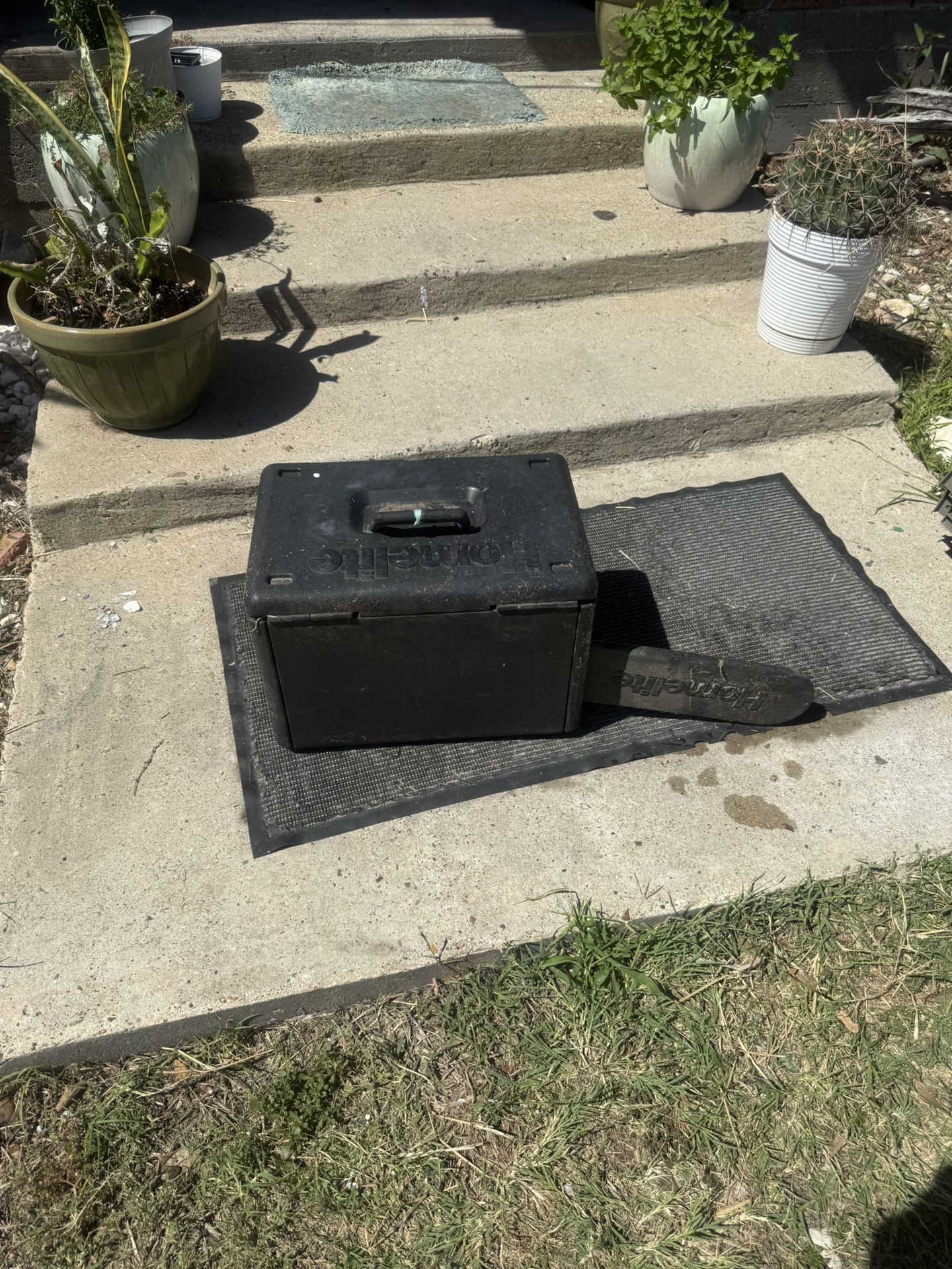 πͺ π²25 β Chainsaw Carrying Case β Heavy Duty β Corpus Christi, TX π OBO β reasonable offers welcome! π§° Durable plastic carrying case with handle