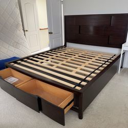 Magnussen Home Furniture Fuqua California King 2 Storage Bed Frame with FREE Mattress