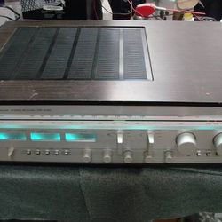 Vintage Yamaha CR-1040 AM/FM Stereo Receiver

