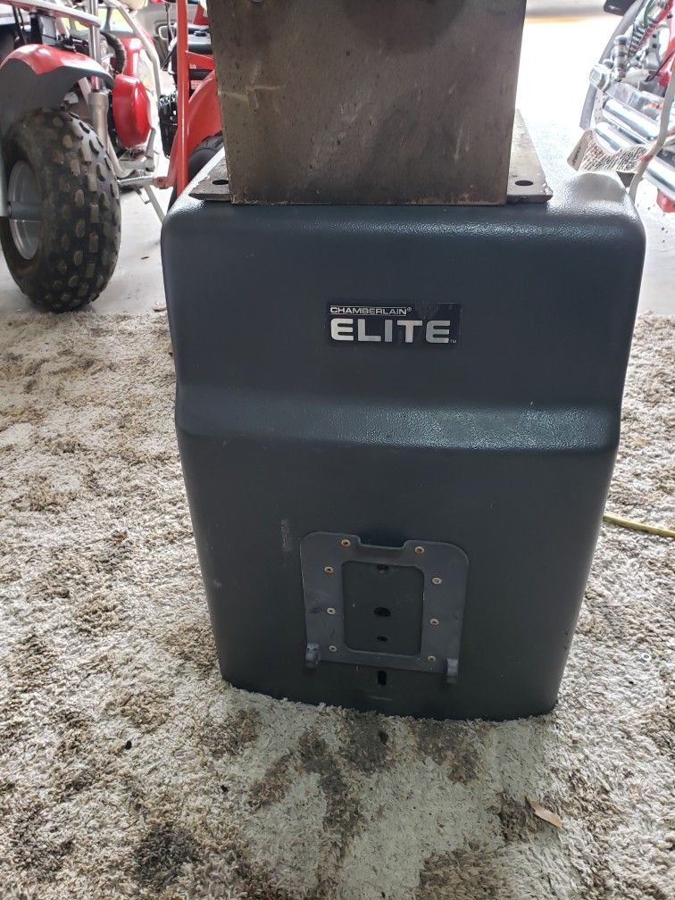Elite Gate Operator/ Opener Elite Slide Gate Opener. It has been bench Tested. It Takes 120 volts To Work. I Can Install If Need. Thanks