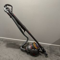 Dyson Big Ball Vacuum  (broken) 