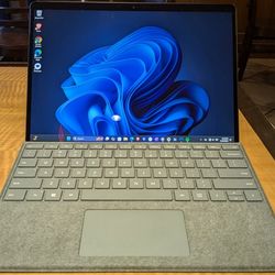 Surface Pro 8 (2021)