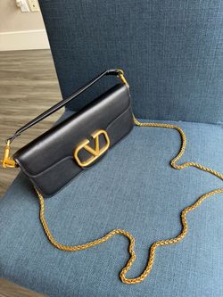 Valentino Garavani Locò Shoulder Bag Black