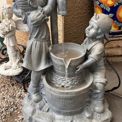 Water Fountain / Fuente 