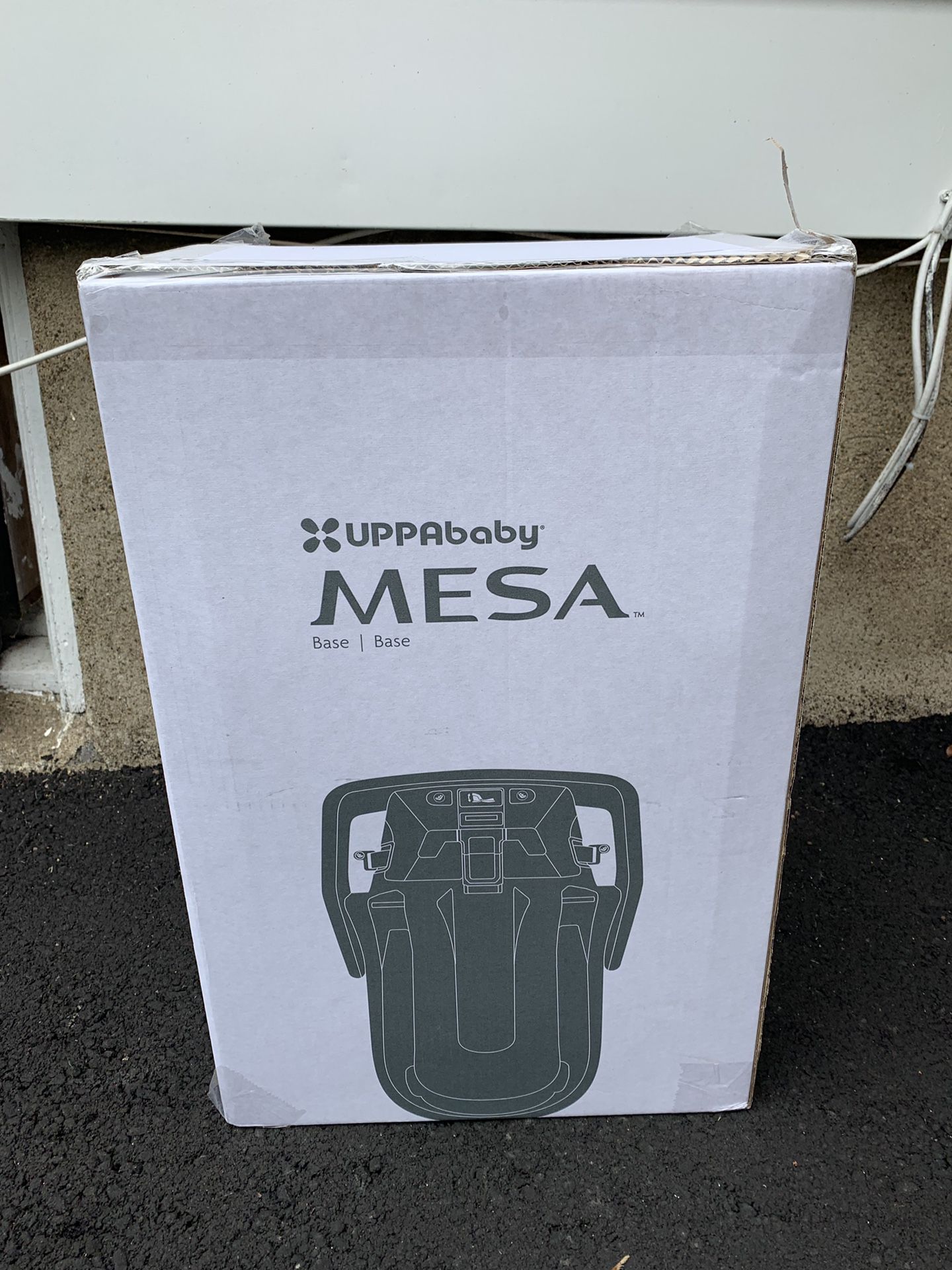 UPPAbaby Mesa car seat base NEW