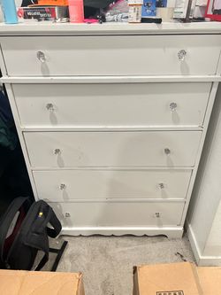 White 5-Drawer Dresser