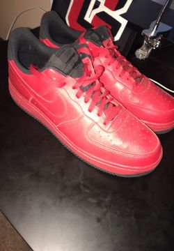 Black/red Air Force 1’s size 11.5 men