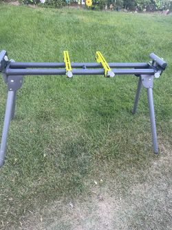 Universal Miter Saw Quickstand
