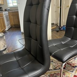 Four Piece For Dining Seat 