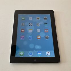 Apple iPad 2 Wi-Fi 32 GB (Used)