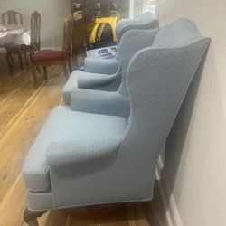 Accent Chairs