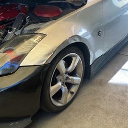 350z 06 Driver Fender