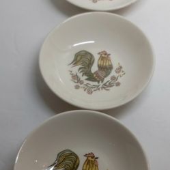 Taylor Smith & Taylor (TS&T) Rooster Set 3 Berry Bowls MCM