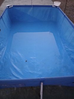 Plastic pool