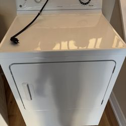 Gas Dryer GE® 6.0 cu. ft. capacity DuraDrum™ Model #:GTDX100GMWW