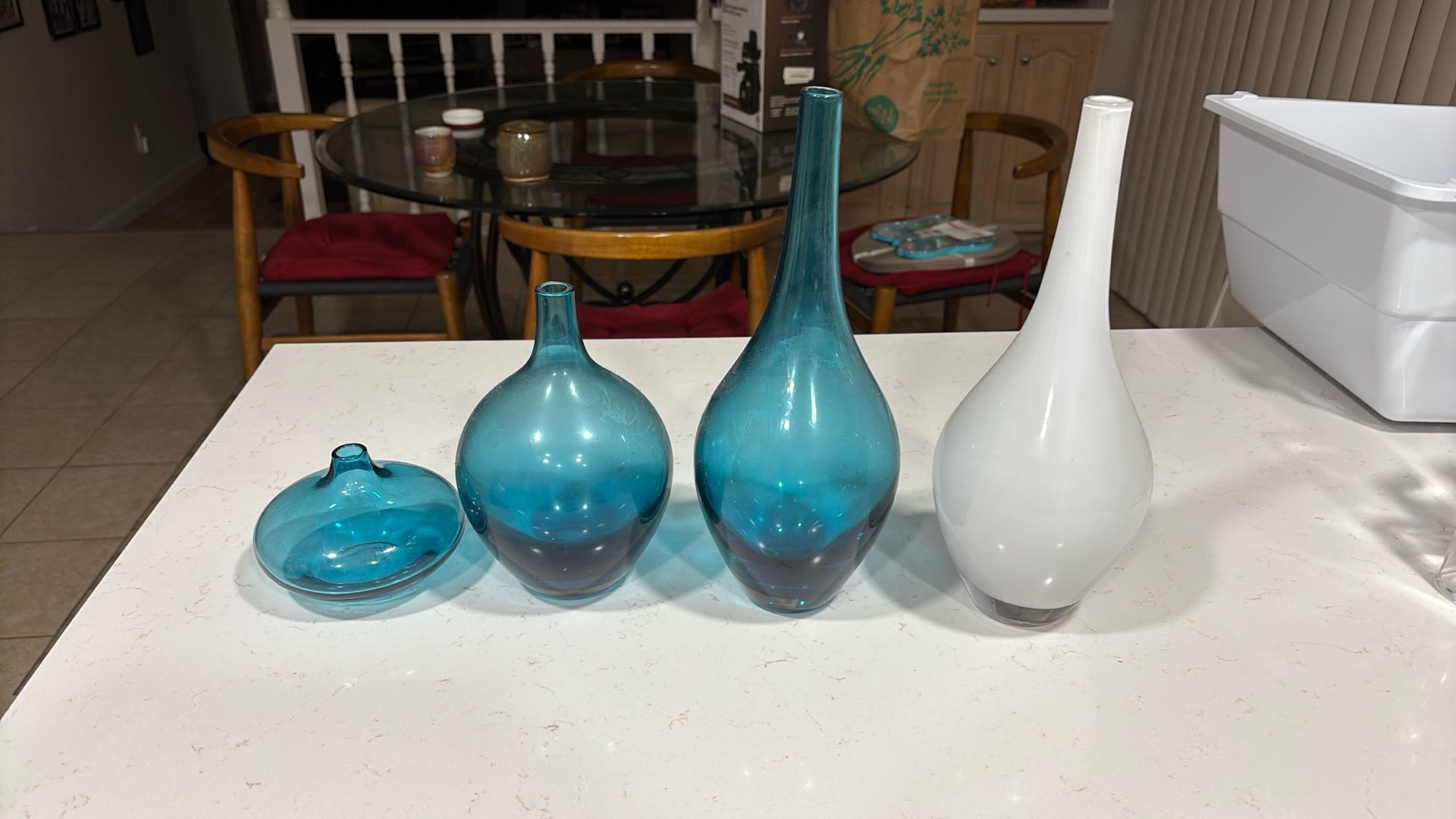 4 Different Size Flower Vase.
