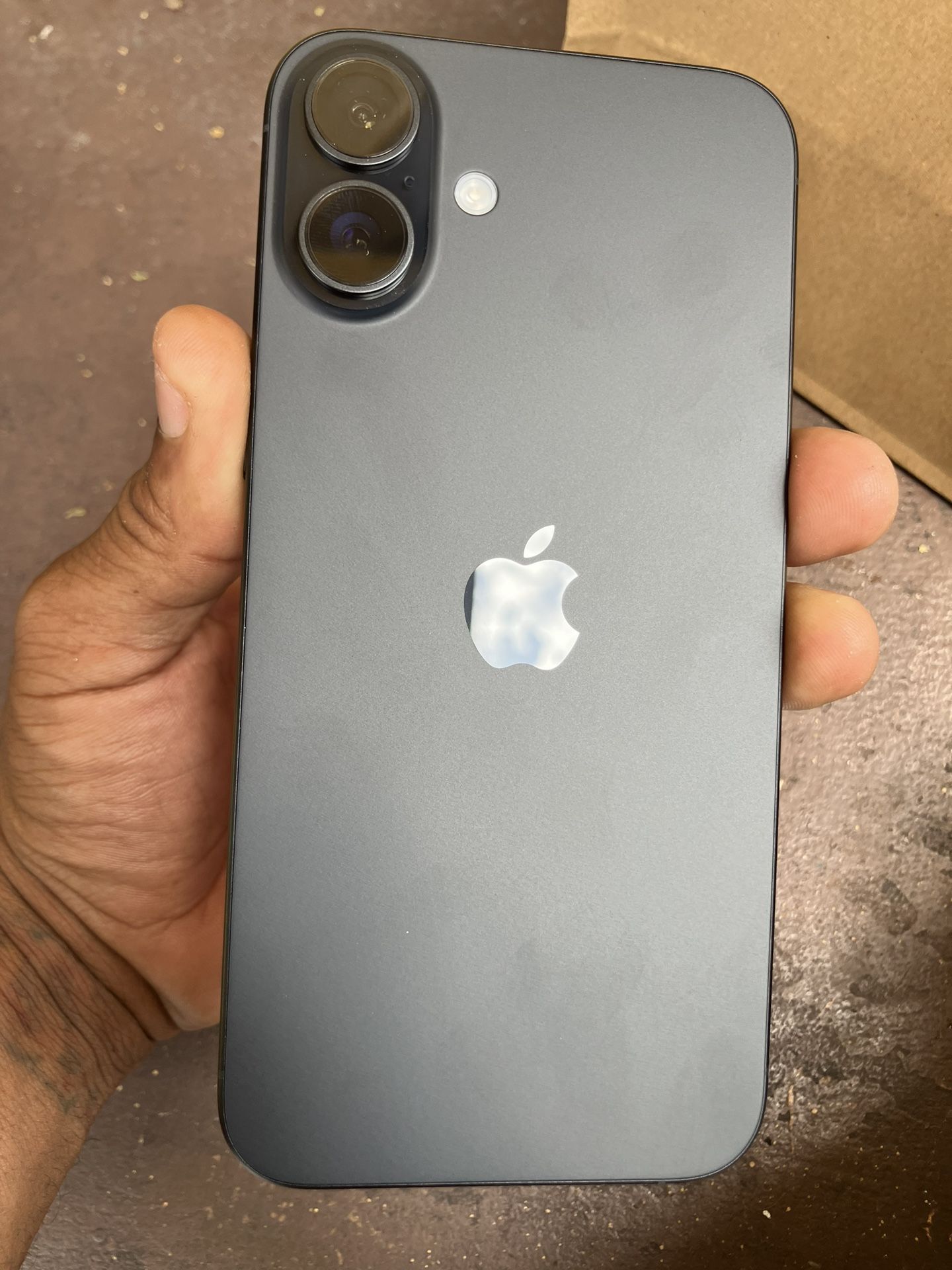 iPhone 16 Plus 128gb AT&T 