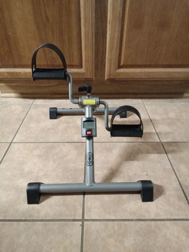 Gold's Gym Foldable Exercise Peddler / Arm & Leg Cycle Exerciser